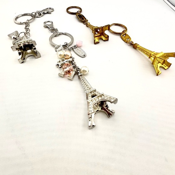 Parisian Eiffel Tower Keychain Bundle - Lot of 4 - Picture 2 of 7